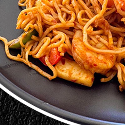 Stir-fried noodles with shrimp
